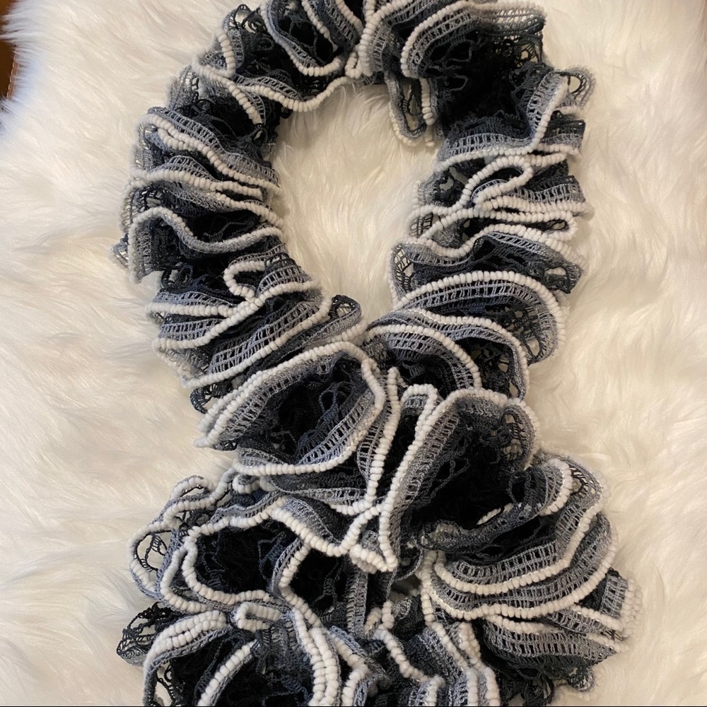 🍒New🍒Crochet Scarf